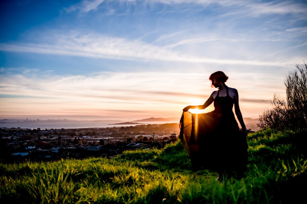 Bay Area sunset senior portrait by photographer Shelly Rivoli