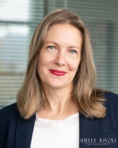 Business portrait headshot of professional woman by Shelly Rivoli